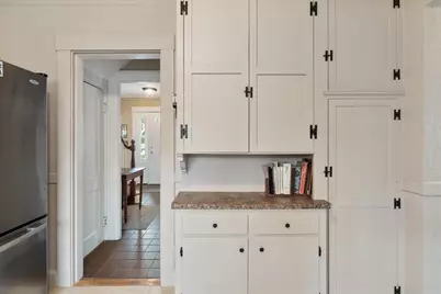 17 Carisbrooke St, Andover, MA 01810 - Photo 15