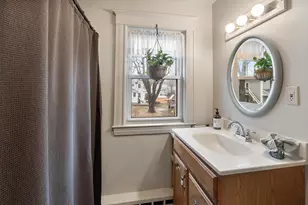 17 Carisbrooke St, Andover, MA 01810 - Photo 23