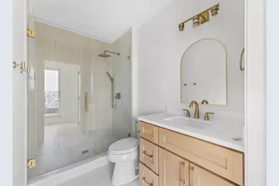 595 Broadway #301, Somerville, MA 02145 - Photo 15