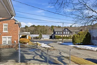 34 Elsie St, Springfield, MA 01109 - Photo 25