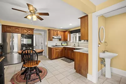 115 Davenport St, Taunton, MA 02780 - Photo 11