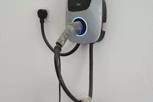 281 Forest St, Arlington, MA 02474 - Photo 21