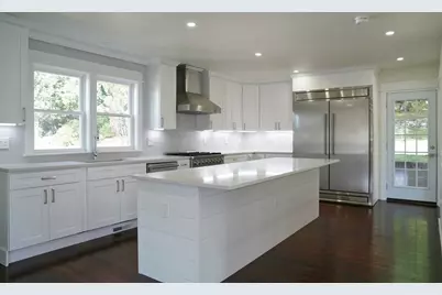 281 Forest St, Arlington, MA 02474 - Photo 7