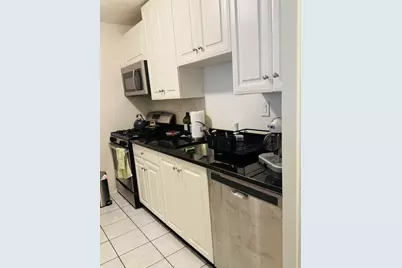 2 Hawthorn Pl. #4J, Boston, MA 02114 - Photo 13