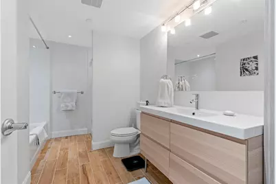 25 Channel Center St #212, Boston, MA 02210 - Photo 15