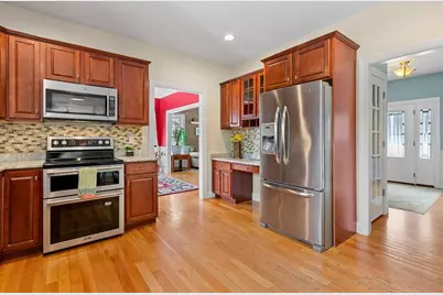 103 Prairie St, Northbridge, MA 01534 - Photo 3