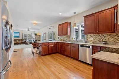 103 Prairie St, Northbridge, MA 01534 - Photo 5