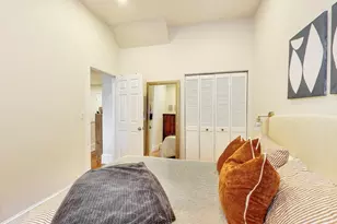 298 Commonwealth Ave, Boston, MA 02116 - Photo 9