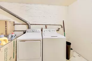 298 Commonwealth Ave, Boston, MA 02116 - Photo 13