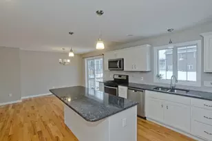 239 Gresham St, Springfield, MA 01119 - Photo 11