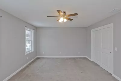 239 Gresham St, Springfield, MA 01119 - Photo 31