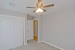 239 Gresham St, Springfield, MA 01119 - Photo 37