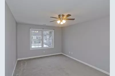 239 Gresham St, Springfield, MA 01119 - Photo 29