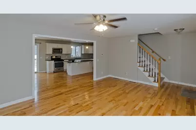 239 Gresham St, Springfield, MA 01119 - Photo 15