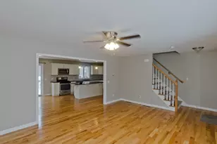 239 Gresham St, Springfield, MA 01119 - Photo 15