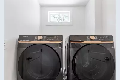 121 North St, Middleborough, MA 02346 - Photo 15