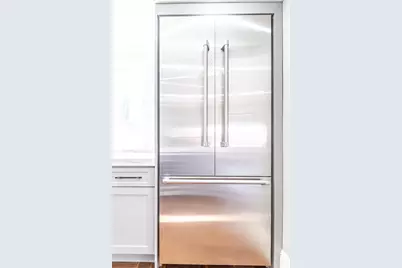 79 Huron Cir, Boston, MA 02124 - Photo 9