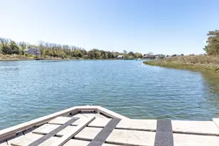 102 Nashawena St, Falmouth, MA 02540 - Photo 5