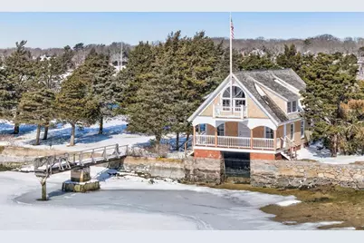102 Nashawena St, Falmouth, MA 02540 - Photo 37