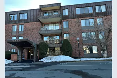 1004 Paradise Rd #1K, Swampscott, MA 01907 - Photo 1