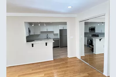 1004 Paradise Rd #1K, Swampscott, MA 01907 - Photo 13