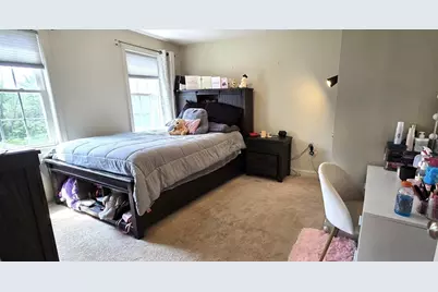 457 Tiffany St, Attleboro, MA 02703 - Photo 11