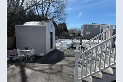 90 Lowell Ave, Haverhill, MA 01832 - Photo 23