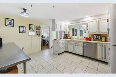 14 Emmons St, Milford, MA 01757 - Photo 11