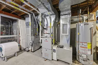 14 Emmons St, Milford, MA 01757 - Photo 27