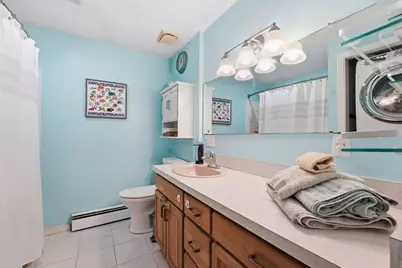 23 Brenan St, Holyoke, MA 01040 - Photo 25