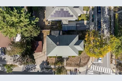 1208 Walnut St, Newton, MA 02461 - Photo 15