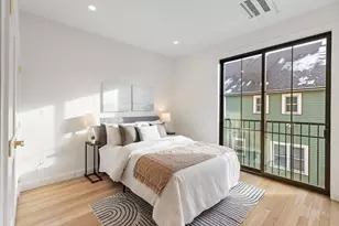 27 Shepard St, Boston, MA 02135 - Photo 11