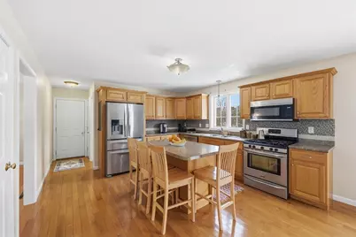 254 Pinewood Rd, Ludlow, MA 01056 - Photo 11