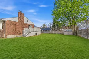 7 Carol St, Stoneham, MA 02180 - Photo 25