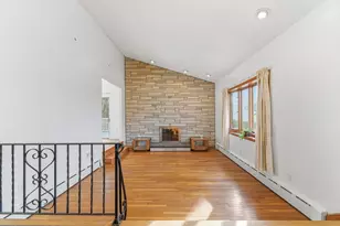 7 Carol St, Stoneham, MA 02180 - Photo 3