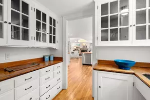 401 Clinton Rd, Brookline, MA 02445 - Photo 5