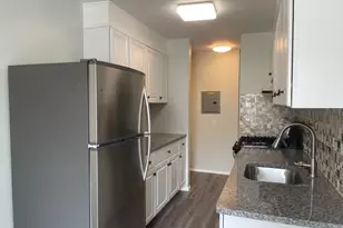 14 Shrewsbury Green Dr, Shrewsbury, MA 01545 - Photo 3