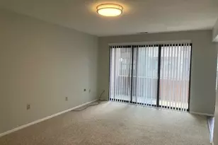 14 Shrewsbury Green Dr, Shrewsbury, MA 01545 - Photo 7