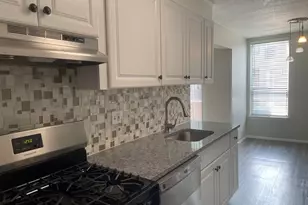 14 Shrewsbury Green Dr, Shrewsbury, MA 01545 - Photo 1