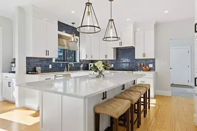 6 Litchfields Way, Walpole, MA 02081 - Photo 3