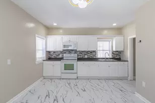 16 Hancock, Brockton, MA 02301 - Photo 5