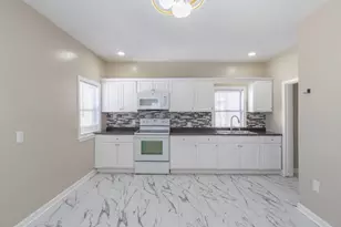 16 Hancock, Brockton, MA 02301 - Photo 5