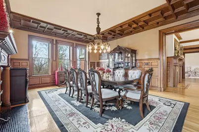 270 Maple St, Springfield, MA 01105 - Photo 9