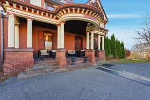 270 Maple St, Springfield, MA 01105 - Photo 3