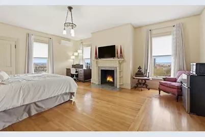 270 Maple St, Springfield, MA 01105 - Photo 25