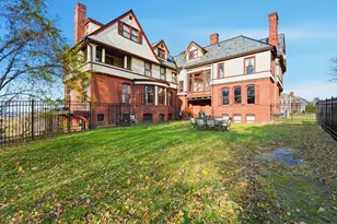 270 Maple St, Springfield, MA 01105 - Photo 39