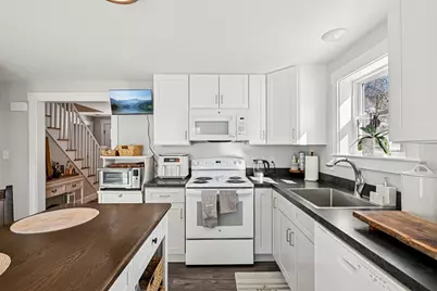 1012 Main St, Leominster, MA 01453 - Photo 11