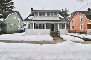 34 Castle St, Springfield, MA 01118 - Photo 3