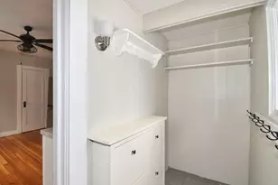 34 Castle St, Springfield, MA 01118 - Photo 23