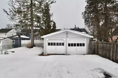 34 Castle Street, Springfield, MA 01118 - Photo 37